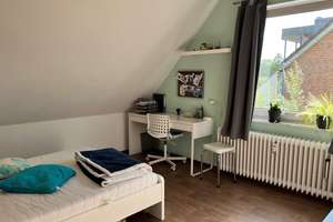 ++ GEMÜTLICH IN MITTELGÖNRATH MIT KÜCHE und BALKON ++ – Zeppelinstr. 60, 42655 Solingen-Mitte, Solingen – Vorschaubild 8