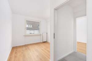 2,5 Zimmer mit Balkon - sofort einziehen oder vermieten – Die vollständige Adresse der Immobilie erhältst du vom Anbieter., 40472 Rath, Düsseldorf – Vorschaubild 4