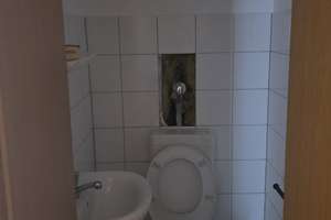 Wohnen mit Charakter: 3-Zimmer-Wohnung in Halle (Saale) – Huttenstraße 80, 6110 Lutherplatz/Thüringer Bahnhof, Halle (Saale) – Vorschaubild 9