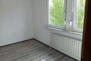 Schöne, helle 4,5-Zimmer-Wohnung in Wurmberg – Stangenäckerstrasse 8, 75449 Wurmberg – Vorschaubild 3