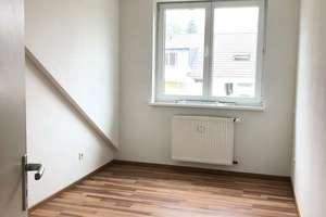 Investition oder Eigenheim: Lichtdurchflutete 4-Zimmer-DG-Wohnung in Bestlage – Westerbergstr. 60b, 44892 Langendreer, Bochum – Vorschaubild 11