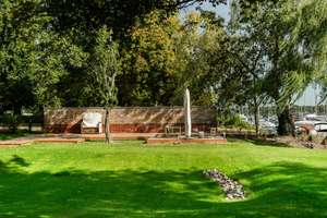 In absolut erster Wasserlinie Designer Wohnungen Am Großen Wannsee auf privatem Parkgrundstück – Am Großen Wannsee 48, 14109 Wannsee, Berlin – Vorschaubild 23