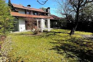 Großzügiges Einfamilienhaus in toller Lage mit Garten, Terrasse und viel Privatsphäre – Die vollständige Adresse der Immobilie erhältst du vom Anbieter., 96450 Mitte, Coburg – Vorschaubild 1