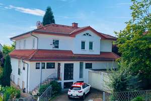 ROSBACH: Großzügige und lichtdurchflutete Villa in Ober-Rosbach! – Die vollständige Adresse der Immobilie erhältst du vom Anbieter., 61191 Rosbach vor der Höhe – Vorschaubild 14