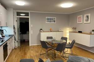 Stilvolle 2-Zimmer-Wohnung mit Balkon in Köln-Ensen – Gilgaustraße 45, 51149 Ensen, Köln – Vorschaubild 2