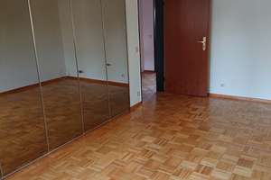 Student:innen-Wohnung: Schöne, geräumige vier ZKB in Mainz-Finthen, nur für Studi-WG ! – Die vollständige Adresse der Immobilie erhältst du vom Anbieter., 55126 Finthen, Mainz – Vorschaubild 11