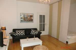 Helles Apartment mit Grünblick von privat