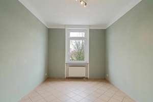 Altbau trifft Moderne – 4 Zimmer, Balkon und enormes Raumgefühl – 65929 Höchst, Frankfurt am Main – Vorschaubild 2