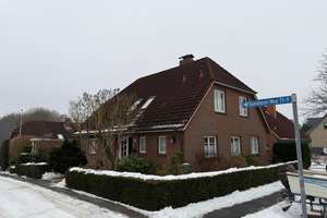 Hochwertiges EF-Haus mit Garage in Kiel-Russee