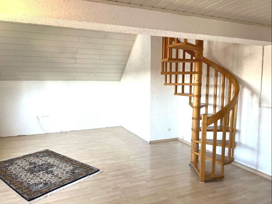 Wohnzimmer OG mit Treppe