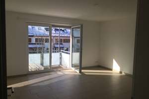 Helle 3-Zimmer Wohnung mit Süd-Balkon in München Trudering – Schneebergstr. 2, 81825 Gartenstadt Trudering, München – Vorschaubild 3