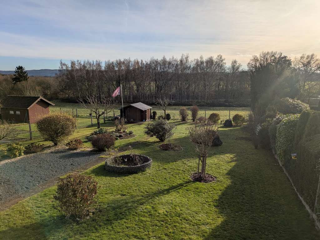 Immobilie in Schönenberg-Kübelberg - Freistehendes Einfamilienhaus in Feld- und Waldrandlage - Bild 2