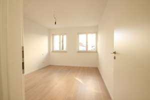 Exclusive 61qm 2-Zimmer Wg mit 60qm Privatgarten und Tiefgarage (80 €) im schönen N-St.Johannis – Bielingstraße ., 90419 Bielingplatz, Nürnberg – Vorschaubild 7