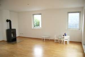 4-Zimmer, großer Sonnenbalkon, Parkett, Kaminofen, Tageslichtbad und Gäste-Duschbad – Sürther Hauptstr. 192, 50999 Sürth, Köln – Vorschaubild 4