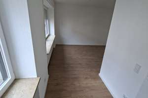Helles 1-Raum-Appartement  °°° Fußgängerzone "Hauptstraße" °°° provisionsfrei – Hauptstraße 48, 42651 Solingen-Mitte, Solingen – Vorschaubild 3
