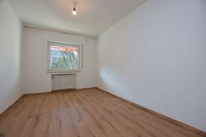 Sonnige 4-Zimmer Wohnung mit Süd-West-Balkon und schönem Blick in Stuttgart Uhlbach – Die vollständige Adresse der Immobilie erhältst du vom Anbieter., 70329 Uhlbach, Stuttgart – Vorschaubild 10