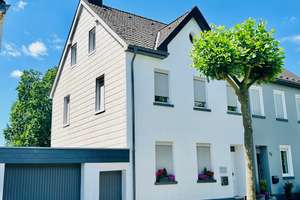 Treten Sie bitte ein! Doppelhaushälfte 6 Zimmer, 170 qm Wohnfläche in ländlicher Lage. – Die vollständige Adresse der Immobilie erhältst du vom Anbieter., 41844 Wegberg – Vorschaubild 17