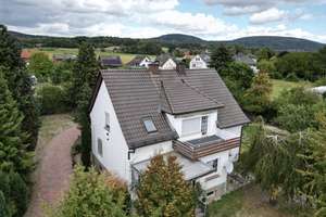 Großzügiges Einfamilienhaus mit Hofcharakter in zentraler Lage  – Ideal für Mehrgenerationen... – Die vollständige Adresse der Immobilie erhältst du vom Anbieter., 32457 Porta Westfalica – Vorschaubild 3