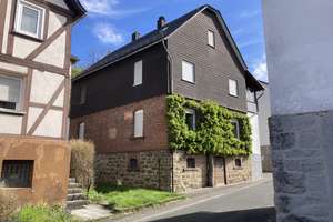 Viel Platz fur die Familie in Dillenburg – 35690 Dillenburg – Vorschaubild 2