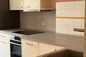 Perfekte 2-Zimmer Wohnung mit Balkon WG geeignet!