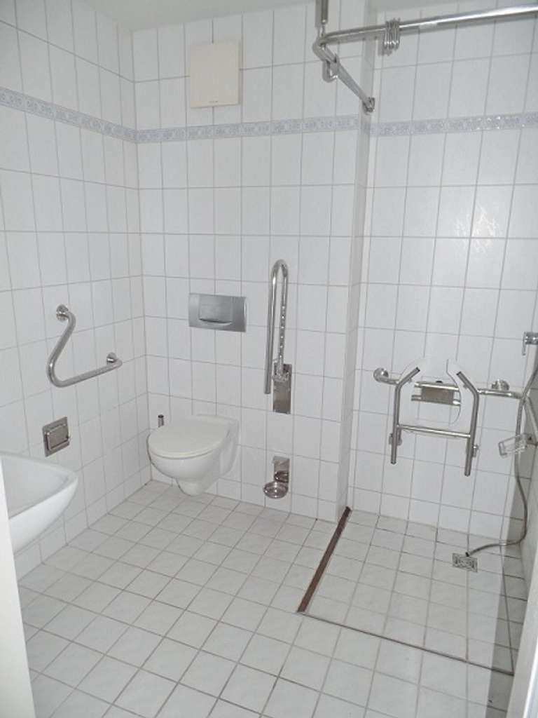 Immobilie in Neumark - 2-Raum-Wohnung -  alten- / behindertengerecht  - Bild 4