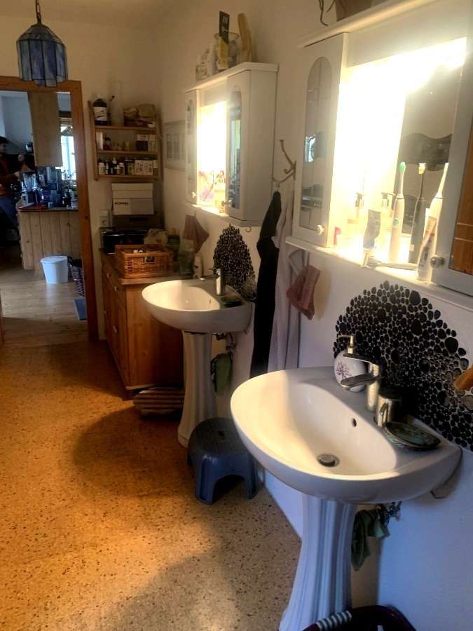 Immobilie in Sinsheim - Großzügiges Einfamilienhaus mit Einliegerwohnung - Bild 1