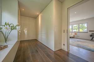 Moderner Luxus in Blankenese: Exklusive Villa mit viel Privatsphäre – Die vollständige Adresse der Immobilie erhältst du vom Anbieter., 22587 Blankenese, Hamburg – Vorschaubild 13