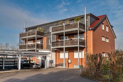 Modern & zentral: 3,5 Zimmer mit Kaminofen & Klimaanlage in zentraler Lage