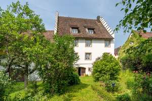Historisches Schmuckstück mit Seele – Das „Schlössle“ in Tengen-Büßlingen! – Die vollständige Adresse der Immobilie erhältst du vom Anbieter., 78250 Tengen – Vorschaubild 1
