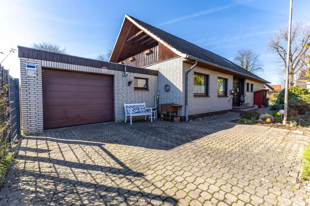 Immobilie in Wesseln - Großzügiges Einfamilienhaus mit der Möglichkeit des ebenerdigen Wohnens in ruhiger Lage von Wesseln - Bild 1