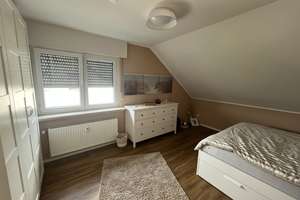 Exklusive 2ZKB-DG Wohnung mit Südloggia & Einbauküche in Bi-Ubbedissen zu vermieten  – Linnenstraße 108, 33699 Stieghorst, Bielefeld – Vorschaubild 3