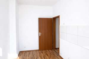 Lichtdurchflutete 2-Zimmer-Wohnung mit Balkon – Die vollständige Adresse der Immobilie erhältst du vom Anbieter., 47169 Marxloh, Duisburg – Vorschaubild 11
