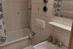 Voll möbliertes All-Inclusive Apartment mit Balkon & U-Bahn Nähe Westendstraße – Die vollständige Adresse der Immobilie erhältst du vom Anbieter., 80687 Friedenheim, München – Vorschaubild 3