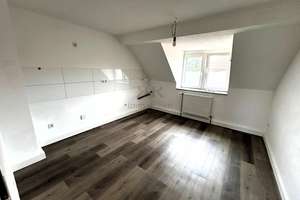 Ausgefallene Dachgeschosswohnung in Gelsenkirchen-Bismarck – Die vollständige Adresse der Immobilie erhältst du vom Anbieter., 45889 Bismarck, Gelsenkirchen – Vorschaubild 5