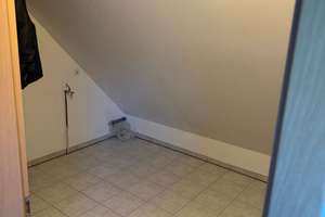 Gepflegte 5-Zimmer-DG-Wohnung mit Balkon und Einbauküche in ruhiger Wohnlage – Die vollständige Adresse der Immobilie erhältst du vom Anbieter., 42279 Oberbarmen, Wuppertal – Vorschaubild 39