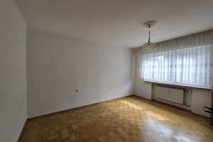 Hochparterre-Wohnung mit großzügigem Balkon! – Die vollständige Adresse der Immobilie erhältst du vom Anbieter., 70435 Zuffenhausen-Mitte, Stuttgart – Vorschaubild 4