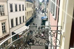 *** Kernsanierter stilvoller 4 Zi. Altbau mit Süd- Balkon*** – Marktstraße 9, 65183 Mitte, Wiesbaden – Vorschaubild 2