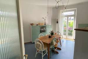 Ruhige 3-Zimmer  Altbauwohnung mit Wohnküche und Balkon in Neuhausen  – Arilleriestraße 25a, 80636 Dom Pedro, München – Vorschaubild 4