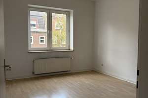 BESTE ALTERSVORSORGE IN GOLZHEIM- SUPER AUFGETEILTE 3 ZIMMER WOHNUNG - SUPER HELL – Die vollständige Adresse der Immobilie erhältst du vom Anbieter., 40476 Golzheim, Düsseldorf – Vorschaubild 4
