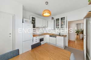 3-Zimmer-Wohnung mit Balkon in begehrter Lage in Lindenthal – Die vollständige Adresse der Immobilie erhältst du vom Anbieter., 50931 Lindenthal (Ortsteil), Köln – Vorschaubild 4