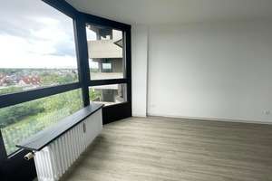 Willkommen in Ihrer frisch modernisierten Familien-Wohnung mit Balkon-Weitblick, Wannenbad, Gäste-WC – Friedensstraße 114a, 51145 Urbach, Köln – Vorschaubild 6
