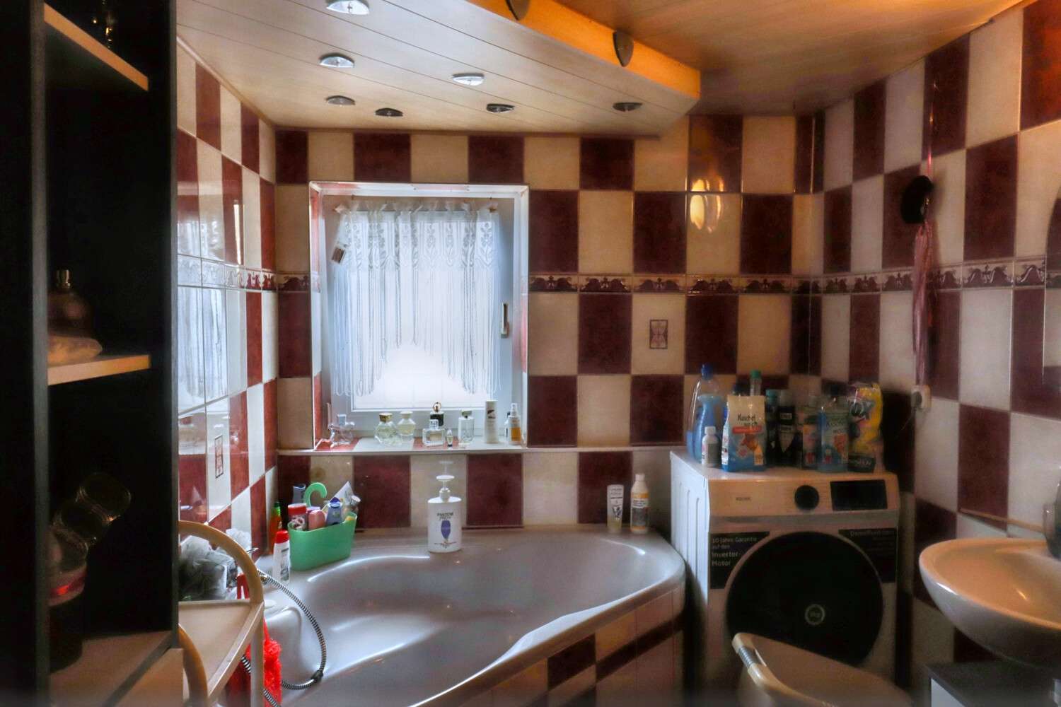 Immobilie in Leutershausen - Großzügiges Anwesen mit vielfältigen Entwicklungsmöglichkeiten und Potenzial - Bild 0