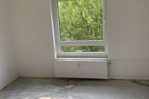 Großzügige 3-Zimmer-Wohnung mit zwei Loggien // 2.OG rechts – Halberstädter Str. 2, 38444 Westhagen, Wolfsburg – Vorschaubild 12
