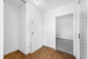 Helle 2-Zimmer-Wohnung mit Südbalkon und Tiefgaragenstellplatz – sofort bezugsfrei – Die vollständige Adresse der Immobilie erhältst du vom Anbieter., 81673 Echarding, München – Vorschaubild 7