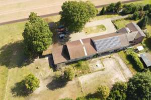 Großzügiges Landhaus mit Mietswohnung, Pferdehaltung und 22 kW-Photovoltaikanlage in traumhafter All – Die vollständige Adresse der Immobilie erhältst du vom Anbieter., 31606 Warmsen – Vorschaubild 9