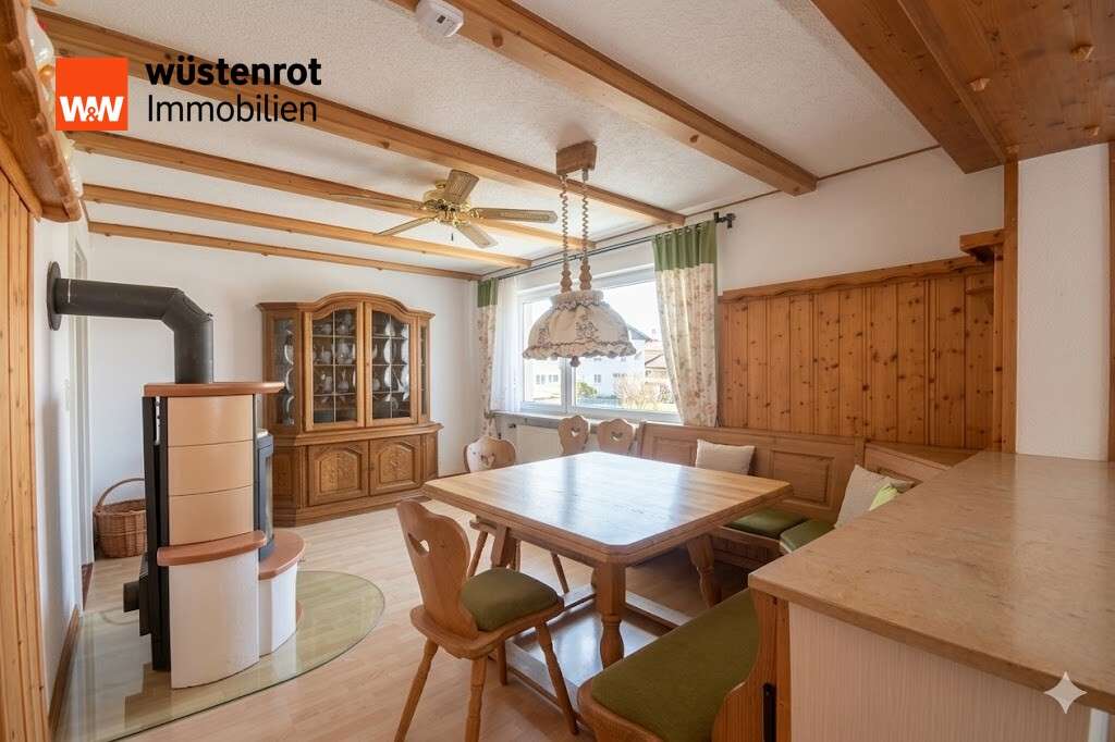 Immobilie in Neuhof - Zweifamilienhaus mit vielseitigem Wohnkonzept, Einliegerwohnung & gepflegtem Garten in Neuhof - Bild 1