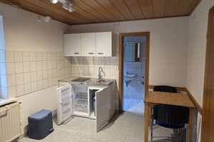 Super zentrale 1,5-Zimmer-Wohnung in Stuttgart Vaihingen – Die vollständige Adresse der Immobilie erhältst du vom Anbieter., 70563 Vaihingen-Mitte, Stuttgart – Vorschaubild 2