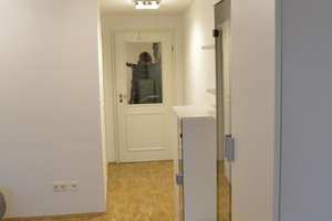 Charmante 2-Zimmer-Wohnung mit Donaublick – direkt in der Regensburger Altstadt! – 93047 Innenstadt, Regensburg – Vorschaubild 3