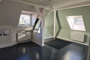 Helle und zentral gelegene 4 Zimmer Wohnung – Hohenheimerstraße 50a, 70184 Dobel, Stuttgart – Vorschaubild 9