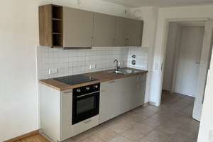 Wohnen mit Charakter: 3-Zimmer-Wohnung in Blankenfelde-Mahlow – Kastanienstraße 24, 15827 Blankenfelde-Mahlow – Vorschaubild 2